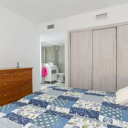 公寓 Playamar Loft, With Pool And Terrace